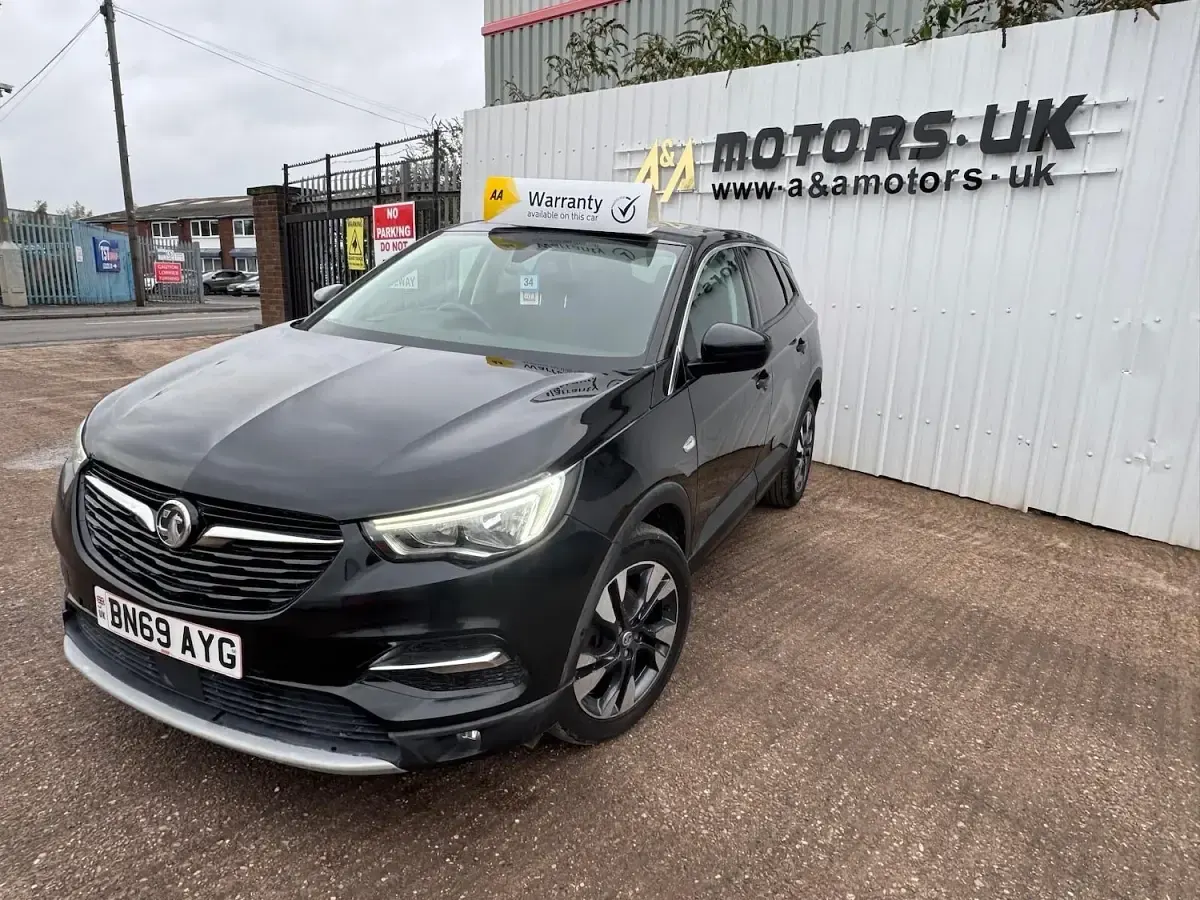 Used Vauxhall Grandland X Sport 175 HP (128 kW) 2019 Black SUV
