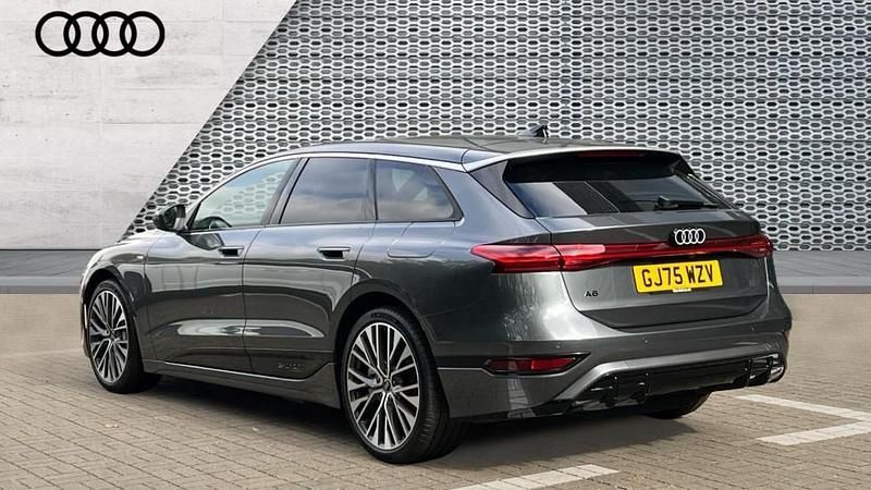 Begagnad Audi A6 e-tron S-Line 269 kW (367 HK) 2025 Grå Kombi