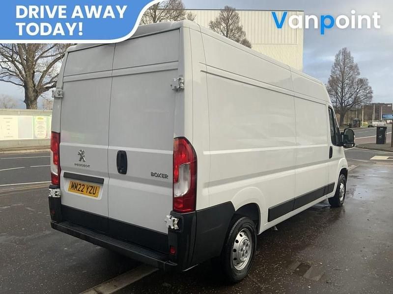 Used Peugeot Boxer S 140 HP (102 kW) 2022 White Van