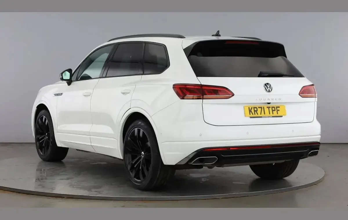 Used VW Touareg Black Edition 286 HP (210 kW) 2022 White SUV
