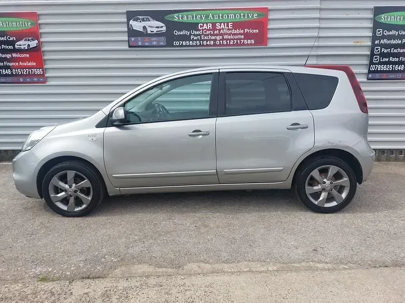 Used Nissan Note N-TEC 2011 Silver Hatchback