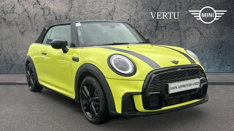 Yellow Used 2021 Mini Cooper Sport Hatchback | £19,214 (A bit pricey) - Image 1/4