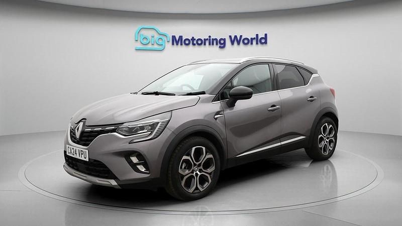 Used Renault Captur Techno 145 HP (106 kW) 2024 Grey SUV