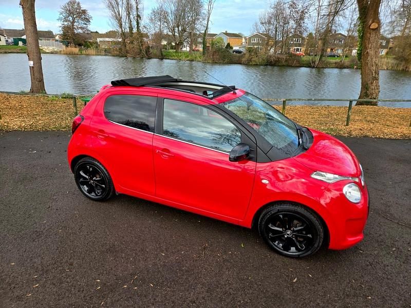 Used Citroën C1 Flair 82 HP (60 kW) 2015 Red Hatchback