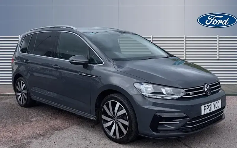 Used VW Touran R-line 150 HP (110 kW) 2024 MPV