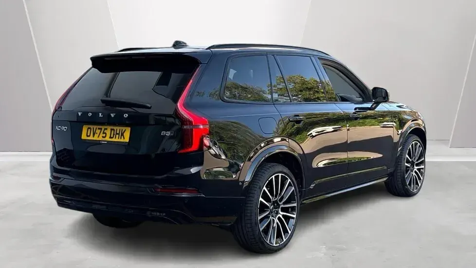 Used Volvo XC90 Ultra 455 HP (334 kW) 2025 Black SUV