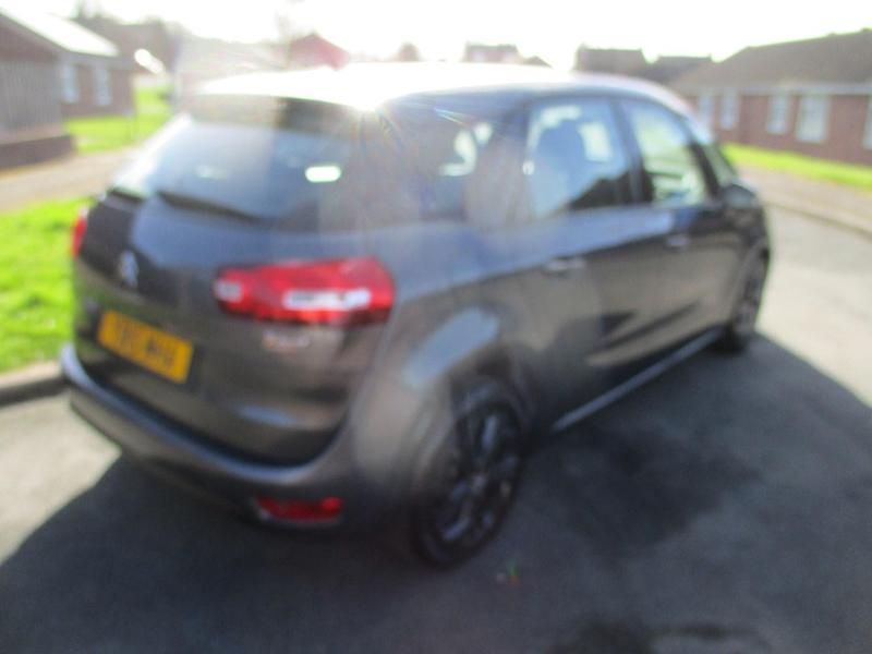Używany Citroën C4 Picasso SELECTION 115 KM (84 kW) 2015 Szary Minivan