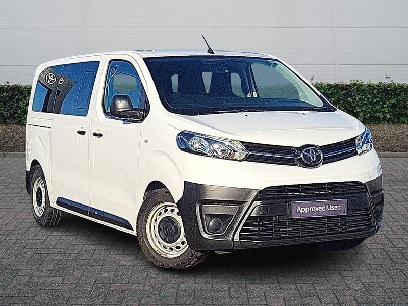 White Used 2022 Toyota Proace Verso City Estate | £22,485 (Fair price) - Image 1/4