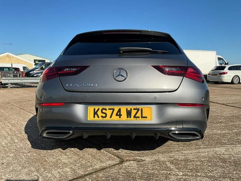 Used Mercedes CLA220 AMG Line Premium Plus 190 HP (139 kW) 2024 Grey Sedan