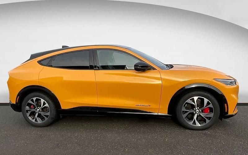 Used Ford Mustang Extended Range 351 HP (258 kW) 2022 Estate