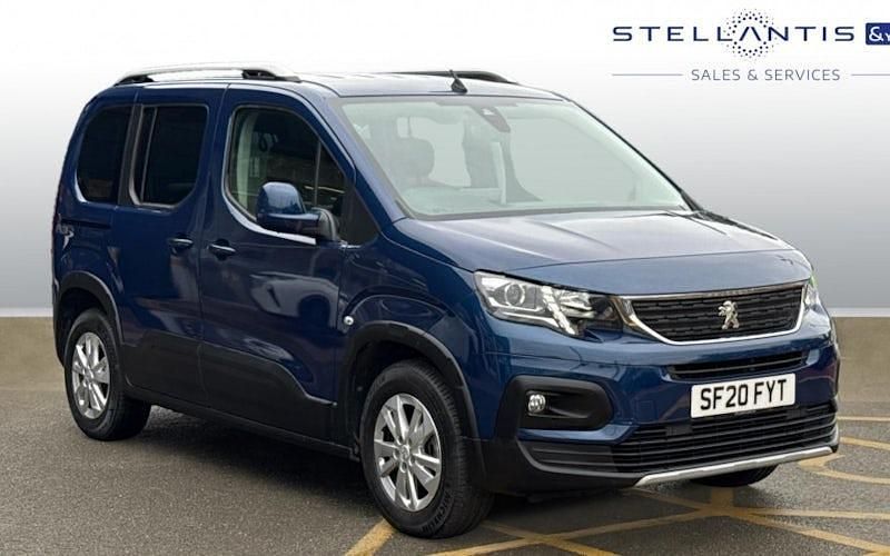 Used 2023 Peugeot Rifter Allure MPV | £12,995 (Super price) - Image 1/4
