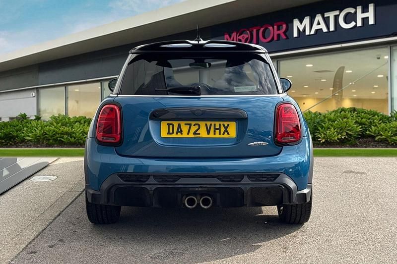 Used Mini John Cooper Works Hatch 231 HP (169 kW) 2022 Blue Hatchback