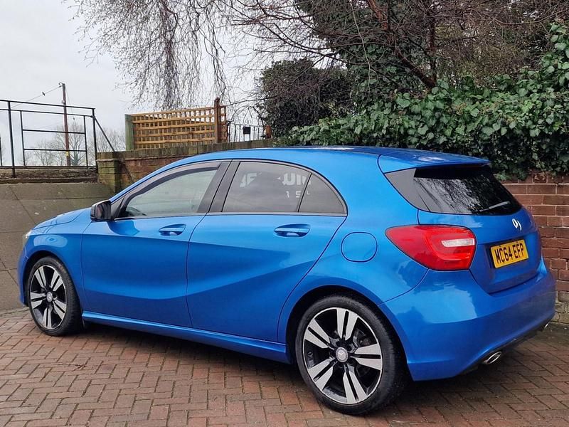 Used Mercedes A200 2014 Blue Hatchback