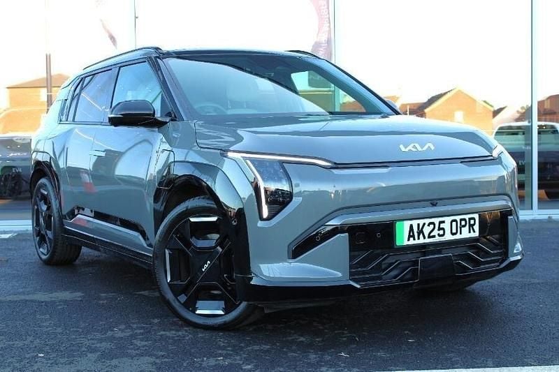 Grey Used 2025 Kia EV3 GT-Line S SUV | £34,335 (Good price) - Image 1/3