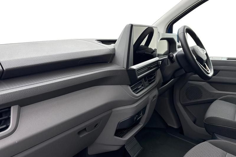 Begagnad VW Transporter Pro 2025 Blå Van