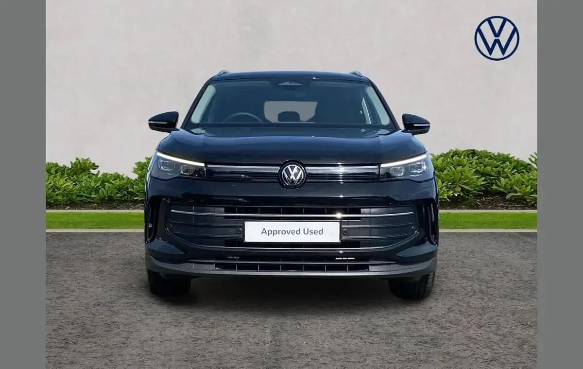Used VW Tiguan Match 147 HP (108 kW) 2025 Black SUV