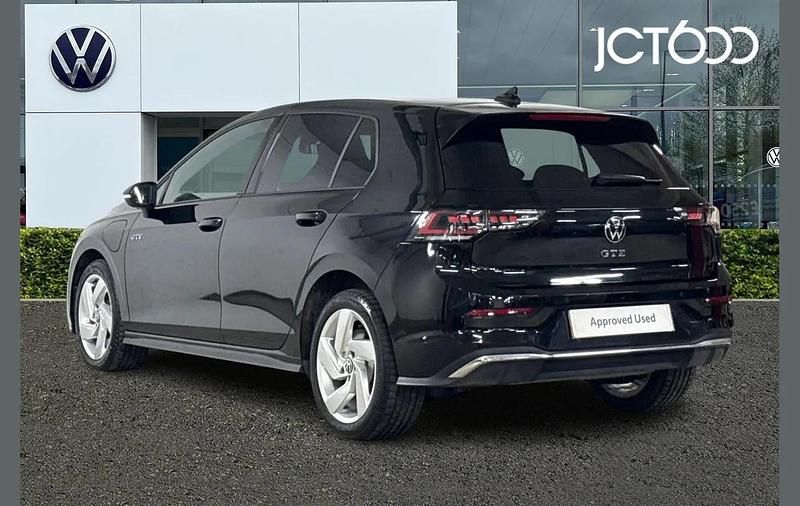 Used VW Golf VIII GTE 272 HP (200 kW) 2024 Black Hatchback