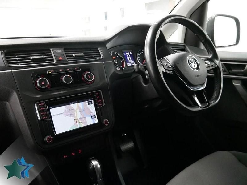 Used VW Caddy Maxi Highline 150 HP (110 kW) 2016 Grey MPV