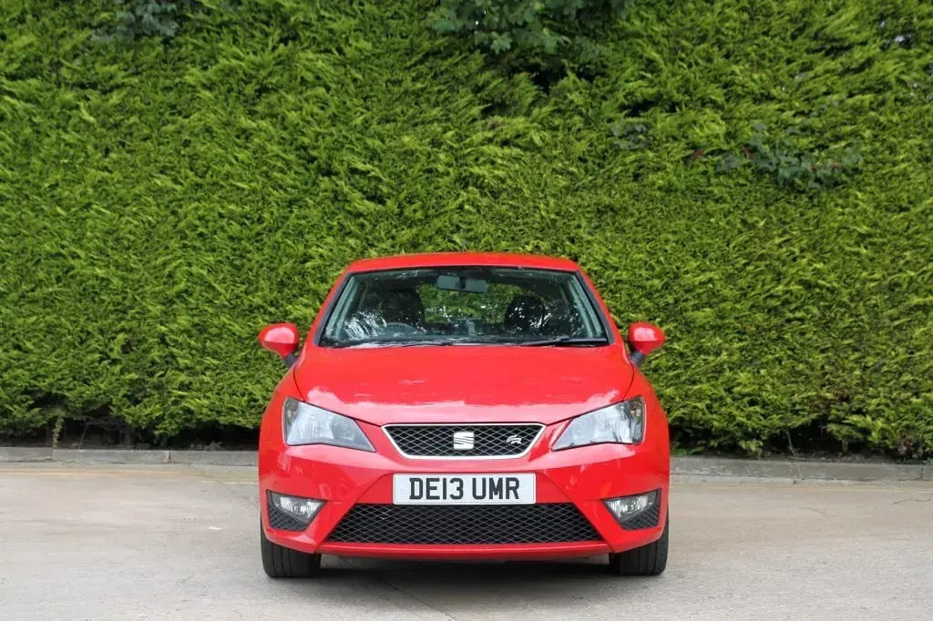 Second-hand Seat Ibiza FR 140 CP (102 kW) 2013 Roșu Hatchback