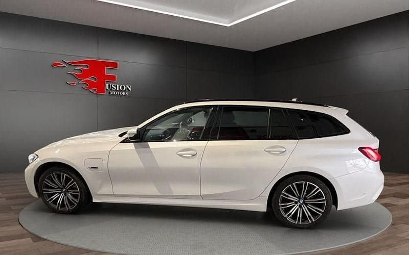 Used BMW 330e M Sport 292 HP (214 kW) 2021 White Estate