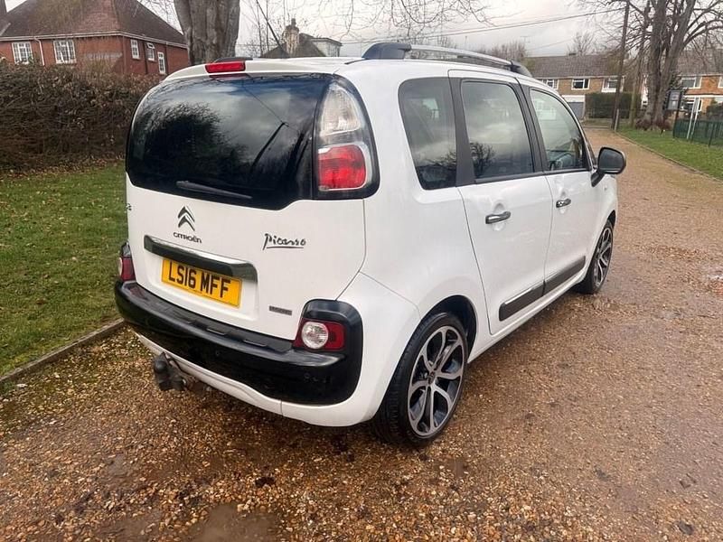 Used Citroën C3 Picasso Platinum 100 HP (73 kW) 2016 White MPV