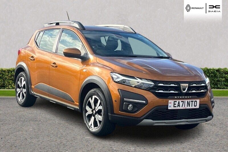 Orange Used 2021 Dacia Sandero Prestige Hatchback | £11,727 (Fair price) - Image 1/4