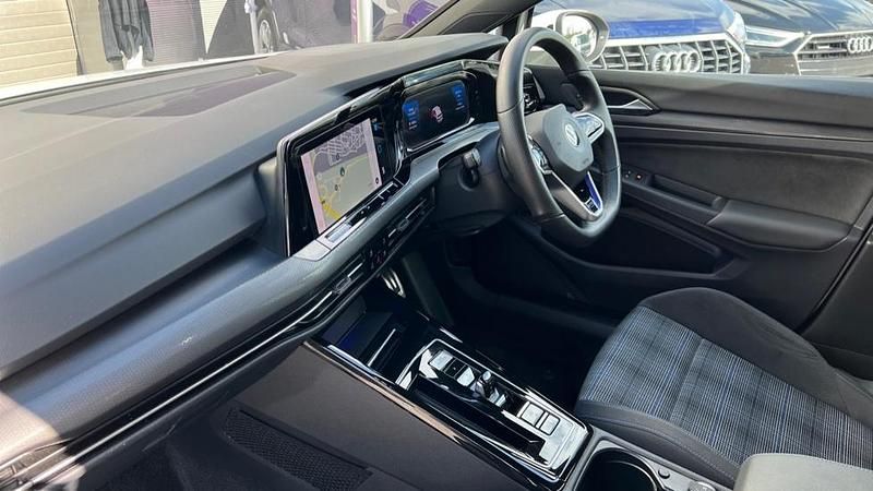 Usado VW Golf VIII GTE 245 HP (180 kW) 2022 Branco