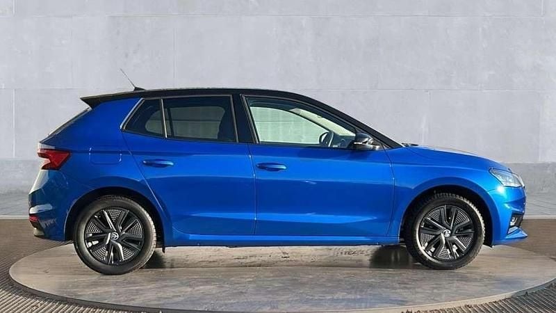 Used Skoda Fabia Colour Edition 95 HP (69 kW) 2024 Blue Hatchback