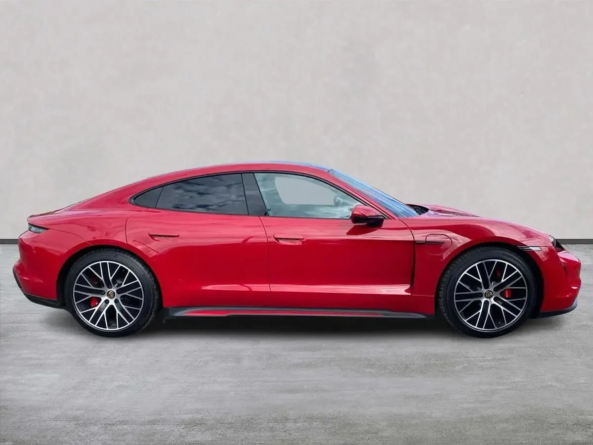 Used Porsche Taycan Performance Package 419 kW (571 HP) 2023 Red Sedan