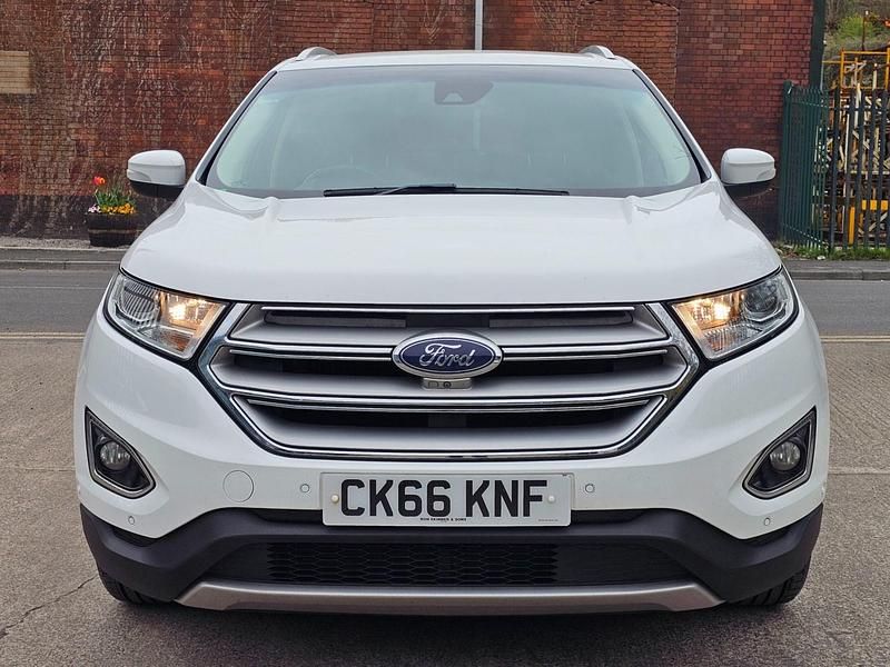 Used Ford Edge Titanium 180 HP (132 kW) 2016 White SUV