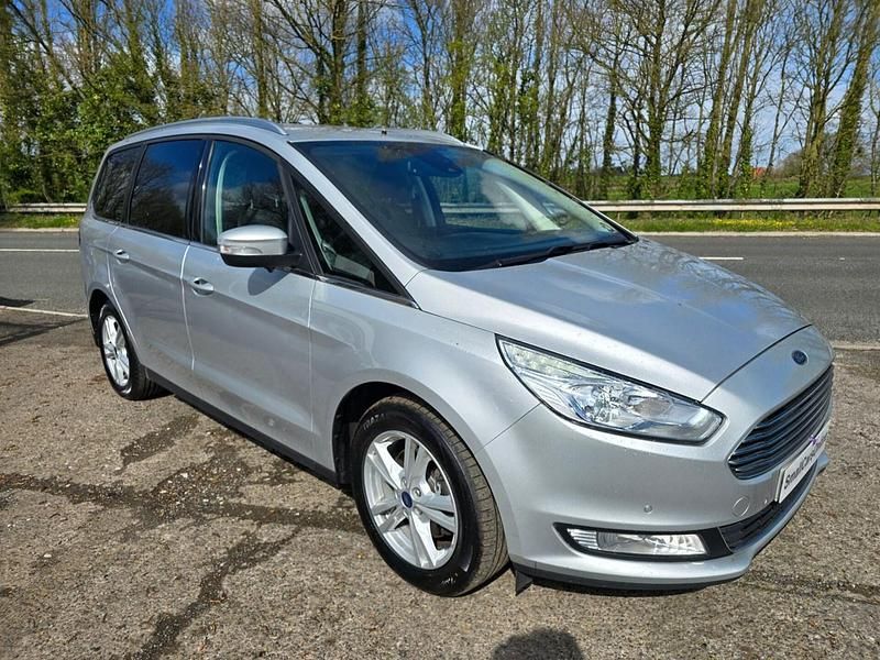 Usado Ford Galaxy Titanium 190 HP (139 kW) 2019 Prateado Monovolume