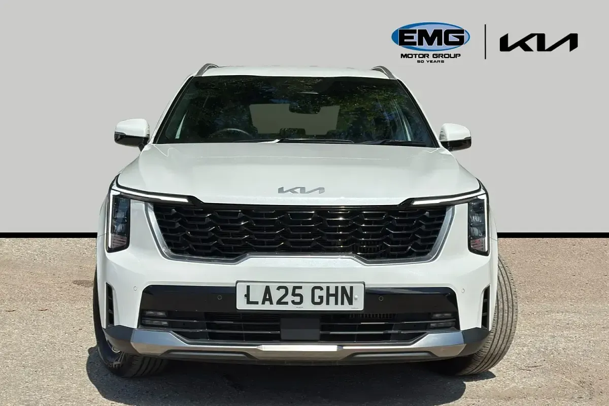 Used Kia Sorento 261 HP (191 kW) 2025 White SUV