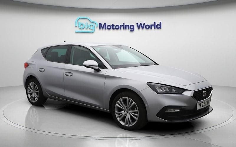 Used 2024 Seat Leon SE Dynamic Hatchback | £15,700 (Fair price) - Image 1/4