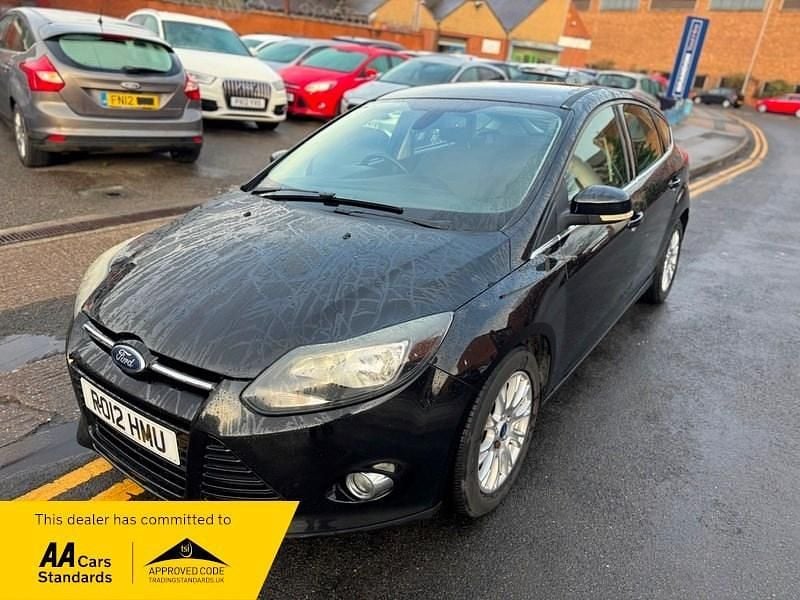 Black Used 2012 Ford Focus Titanium | £3,795 (Good price) - Image 1/4