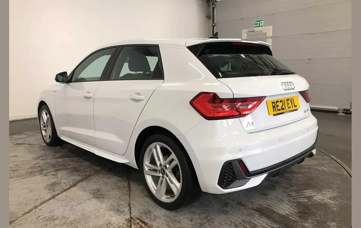 Usado Audi A1 S-Line 147 HP (108 kW) 2021 Branco SUV
