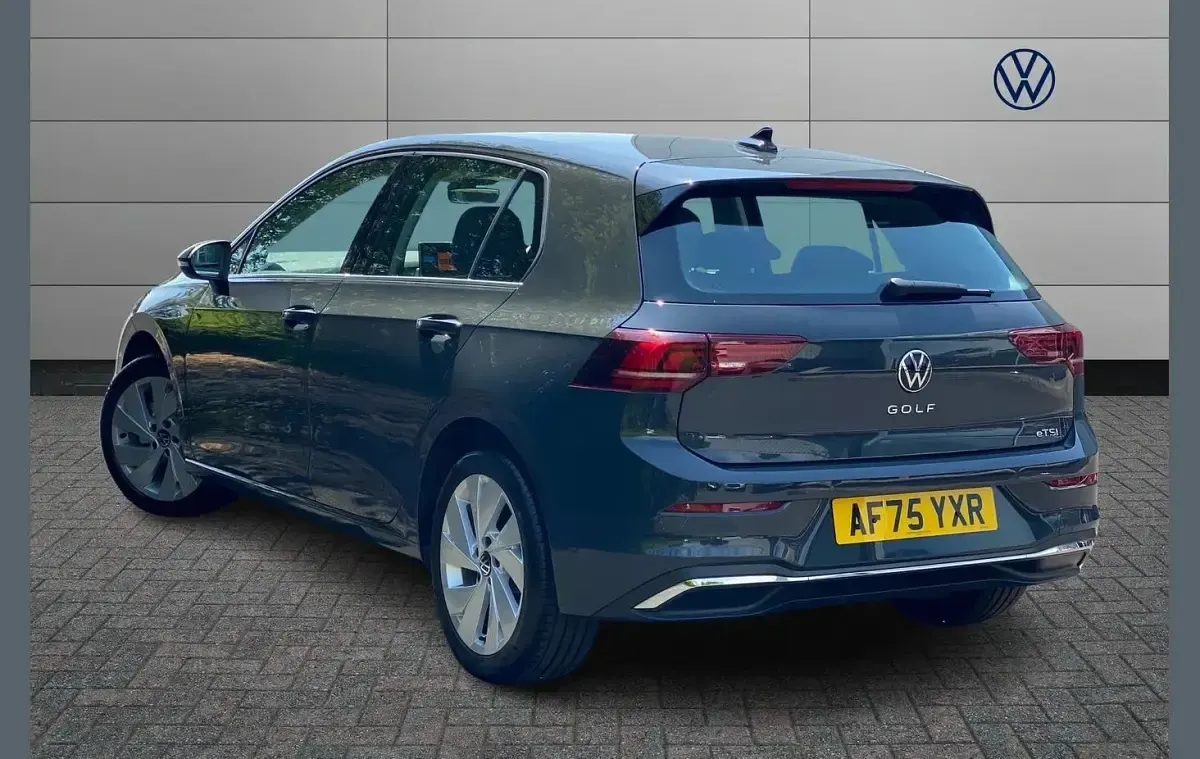 Used VW Golf VIII Style 147 HP (108 kW) 2025 Grey Hatchback