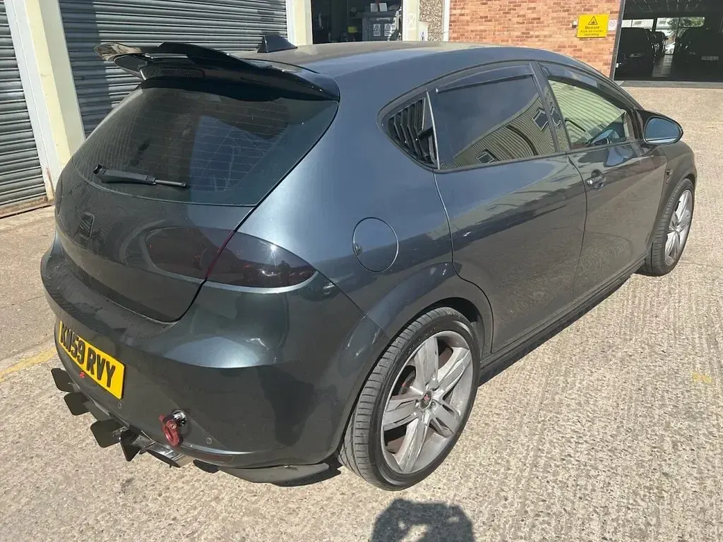 Used Seat Leon FR 2010 Grey Hatchback