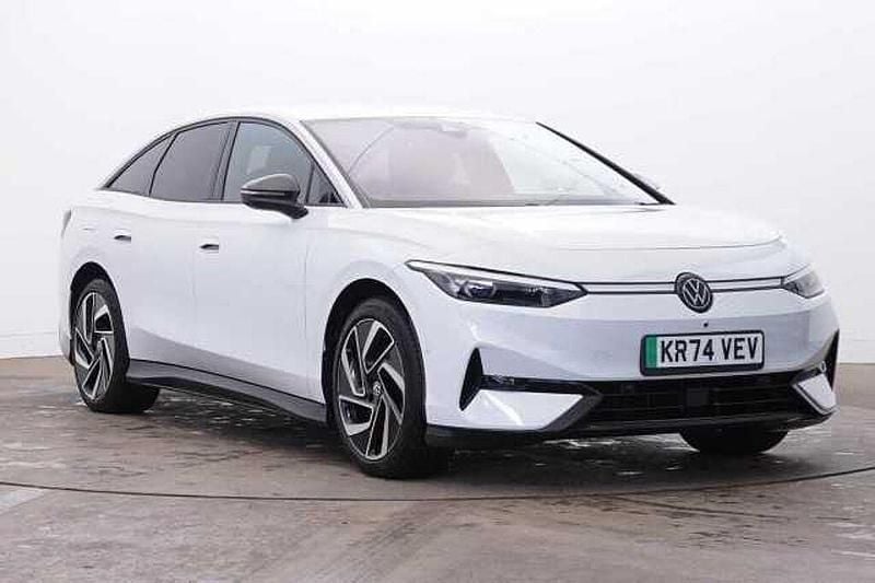 White Used 2024 VW ID.7 Pro Hatchback | £34,998 (Expensive) - Image 1/4