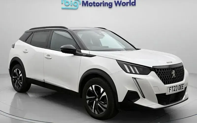 Used Peugeot 2008 GT 131 HP (96 kW) 2023 SUV