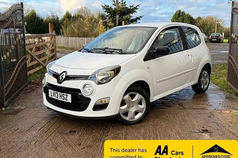 White Used 2013 Renault Twingo Dynamique Hatchback | £2,995 (A bit pricey) - Image 1/1