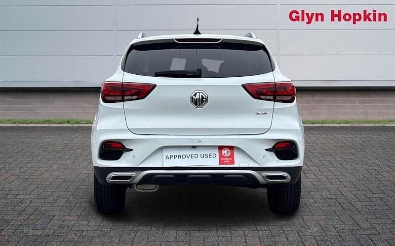 Używany MG ZS Exclusive 106 KM (77 kW) 2023 Biały SUV