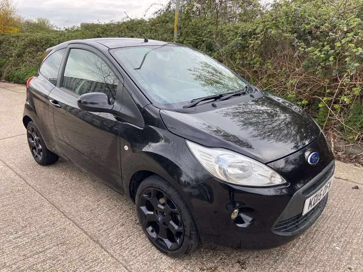 Used Ford Ka Zetec 69 HP (50 kW) 2015 Black Hatchback