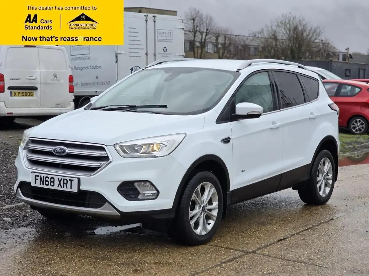 Used Ford Kuga Titanium 180 HP (132 kW) 2018 White SUV