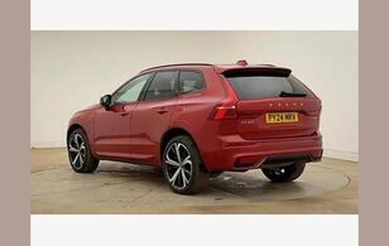 Używany Volvo XC60 Ultra 449 KM (330 kW) 2024 Czerwony SUV