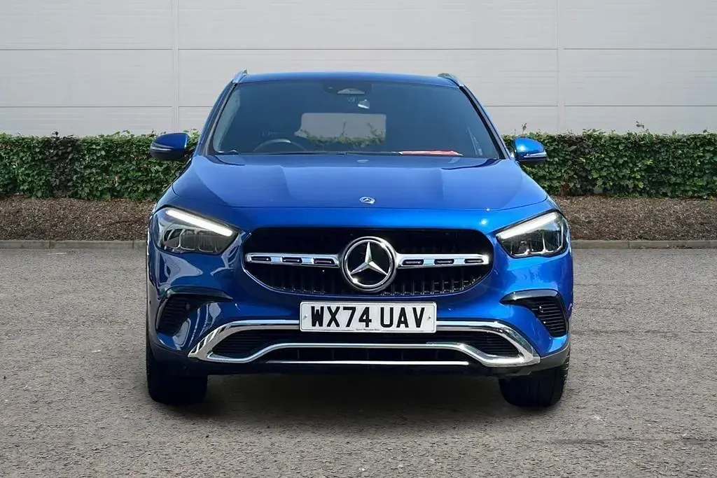 Used Mercedes GLA180 Sport Edition 136 HP (100 kW) 2024 Blue SUV