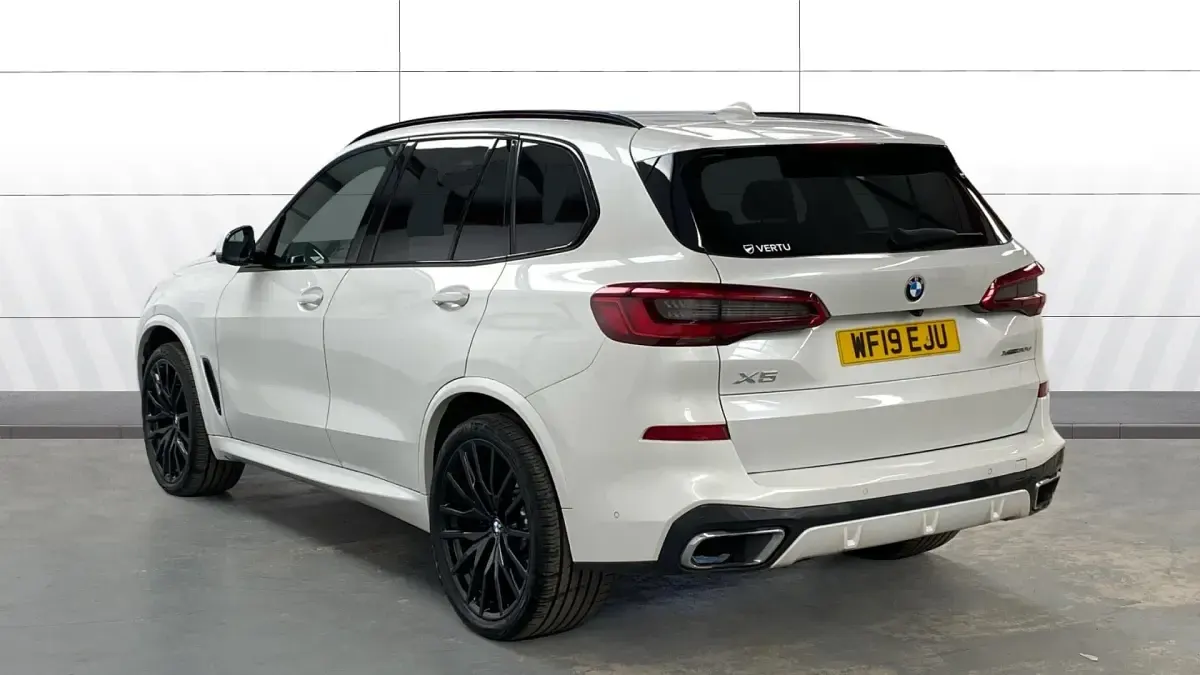 Used BMW X5 Comfort Edition 265 HP (194 kW) 2019 Mineral white SUV
