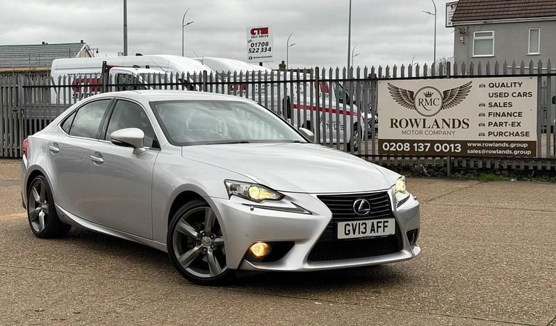 Used Lexus IS300h 223 HP (164 kW) 2013 Silver Sedan