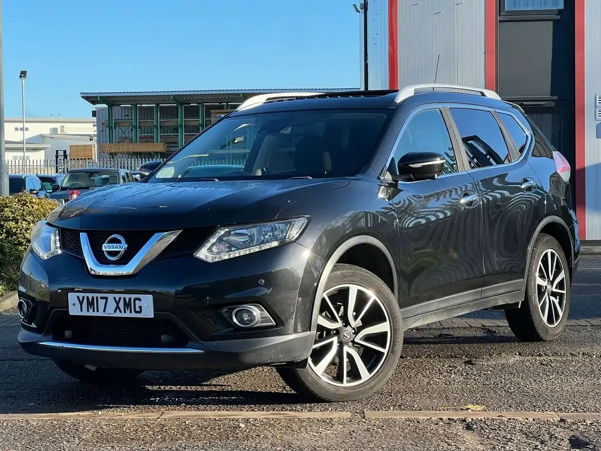 Used Nissan X-Trail N-Vision 130 HP (95 kW) 2017 Black SUV