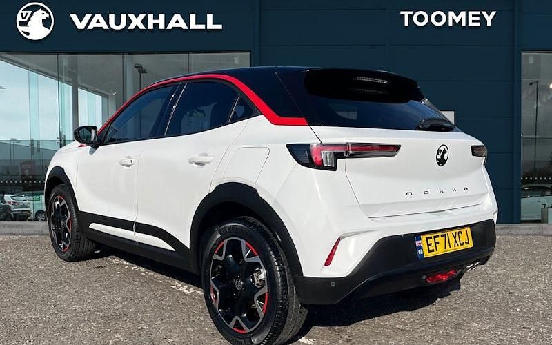 Used Vauxhall Mokka SRi 131 HP (96 kW) 2022 White SUV