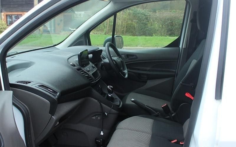 Used Ford Transit Connect S 101 HP (74 kW) 2019 White MPV